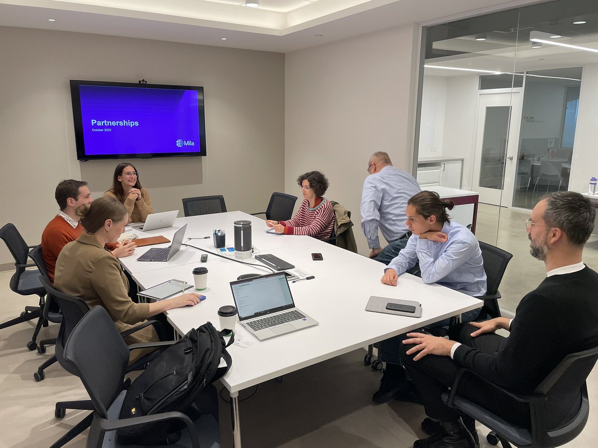 SmartCity_Tech's tweet image. We finished our mission to #Canada meeting new stakeholders such as @IVADO_Qc, @xnquebec, @Mila_Quebec and @StartupMontreal. Thank you all for the welcoming and specially to @MTLINTL! let’s keep collaboration!