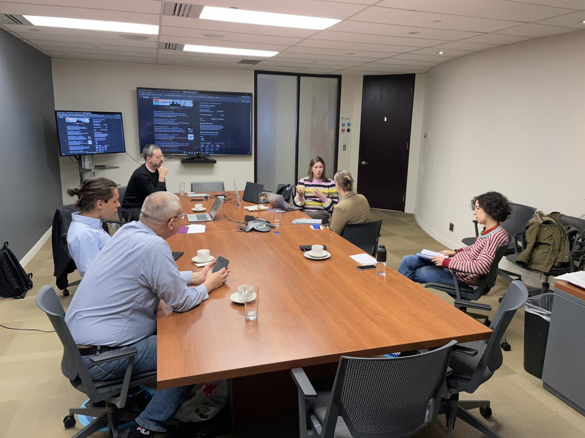 SmartCity_Tech's tweet image. We finished our mission to #Canada meeting new stakeholders such as @IVADO_Qc, @xnquebec, @Mila_Quebec and @StartupMontreal. Thank you all for the welcoming and specially to @MTLINTL! let’s keep collaboration!