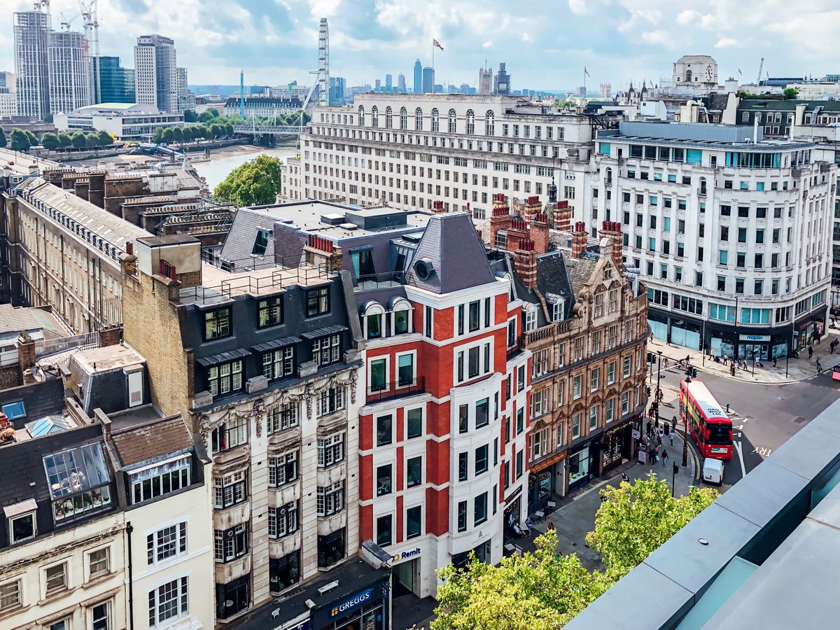 JLL's tweet photo. Older buildings are posing a huge obstacle to cities’ net-zero targets. JLL’s Guy Grainger explores how regulation and changing tenant attitudes are driving retrofitting and what needs to happen now. Read more: https://t.co/fYxS8INiuH

#Togetherfor Implementation #COP27 https://t.co/YZWu6yAYEu