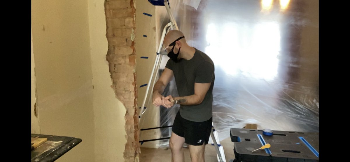 Caphson's tweet photo. …and it begins #diy #HopeWeCanDoThis #SureWeCan #TotallyConfident #HaventDoneItBeforeButHowHardCanItBe #Right #Right? 😬🔨🪚 https://t.co/ZFZyzIQfFm
