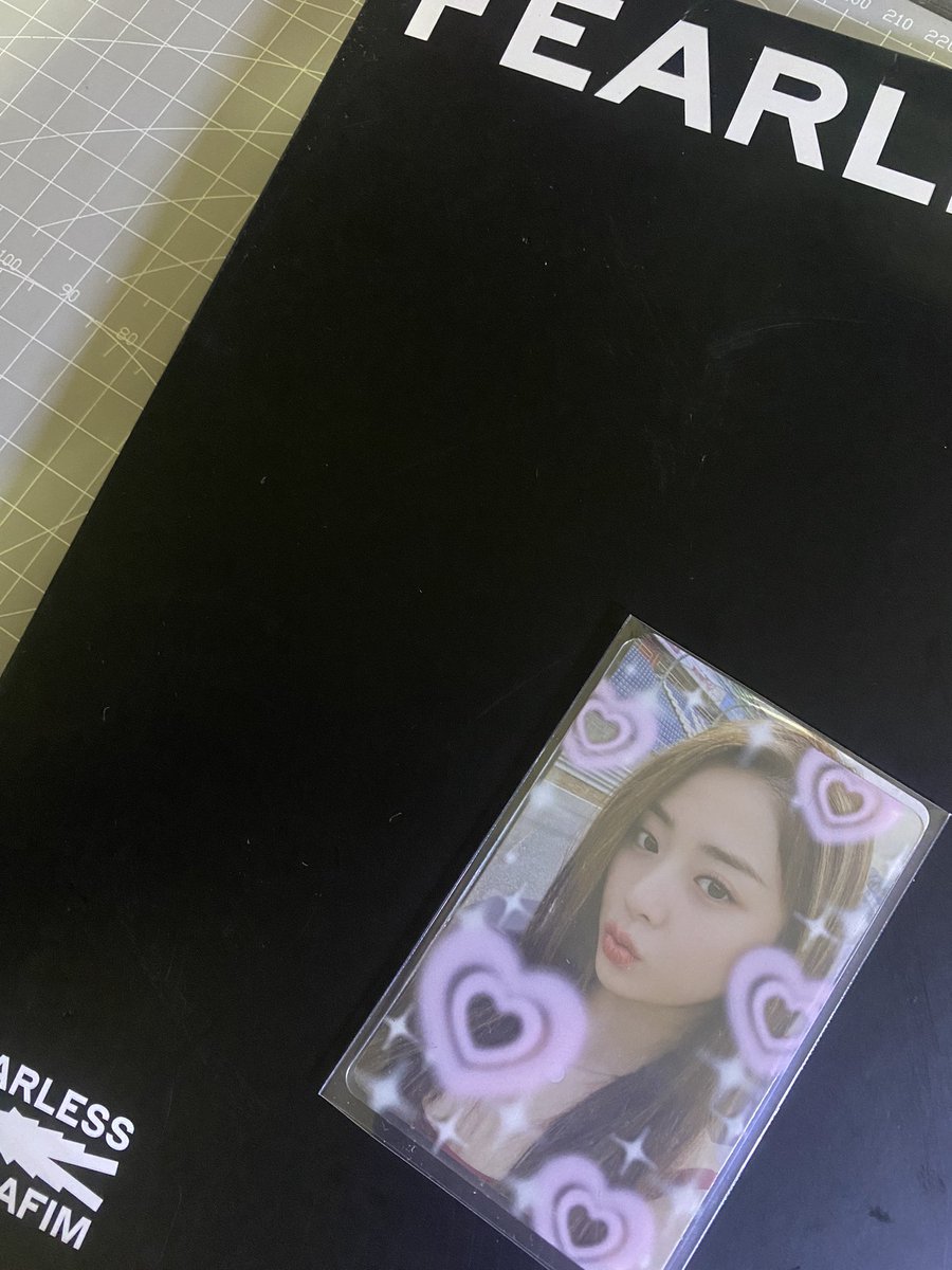terryc4rt's tweet photo. 💌 #mail4rene !
from: @Nichaaali
Hello! The album arrived safely and I manage to pull my bias yunjin AAAA!! Tysm !! 💗🫶🏻
#FromChaaali https://t.co/DcUBv2vQtP