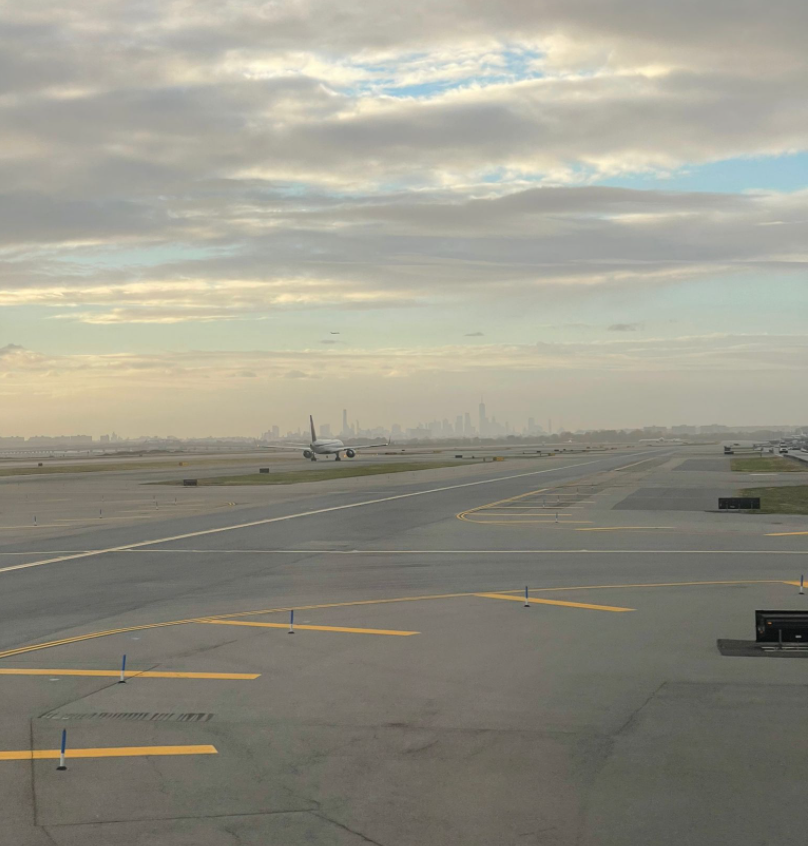 ZeroMissionInc's tweet photo. #ZeroMission team on the road again.. Stopping in the #NewYork on the way back from a productive week together at company HQ Ireland 🇮🇪 🚌🚚⚡ https://t.co/s5J0dZ3ENj