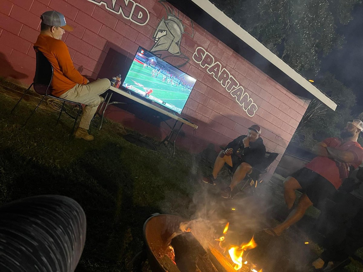 Coach_JYeend's tweet photo. It’s Different in The Land‼️ 

Good W Last Night SpartanNation‼️

#SpartanNation #GHTD #Family https://t.co/wZ9c4bCTsk