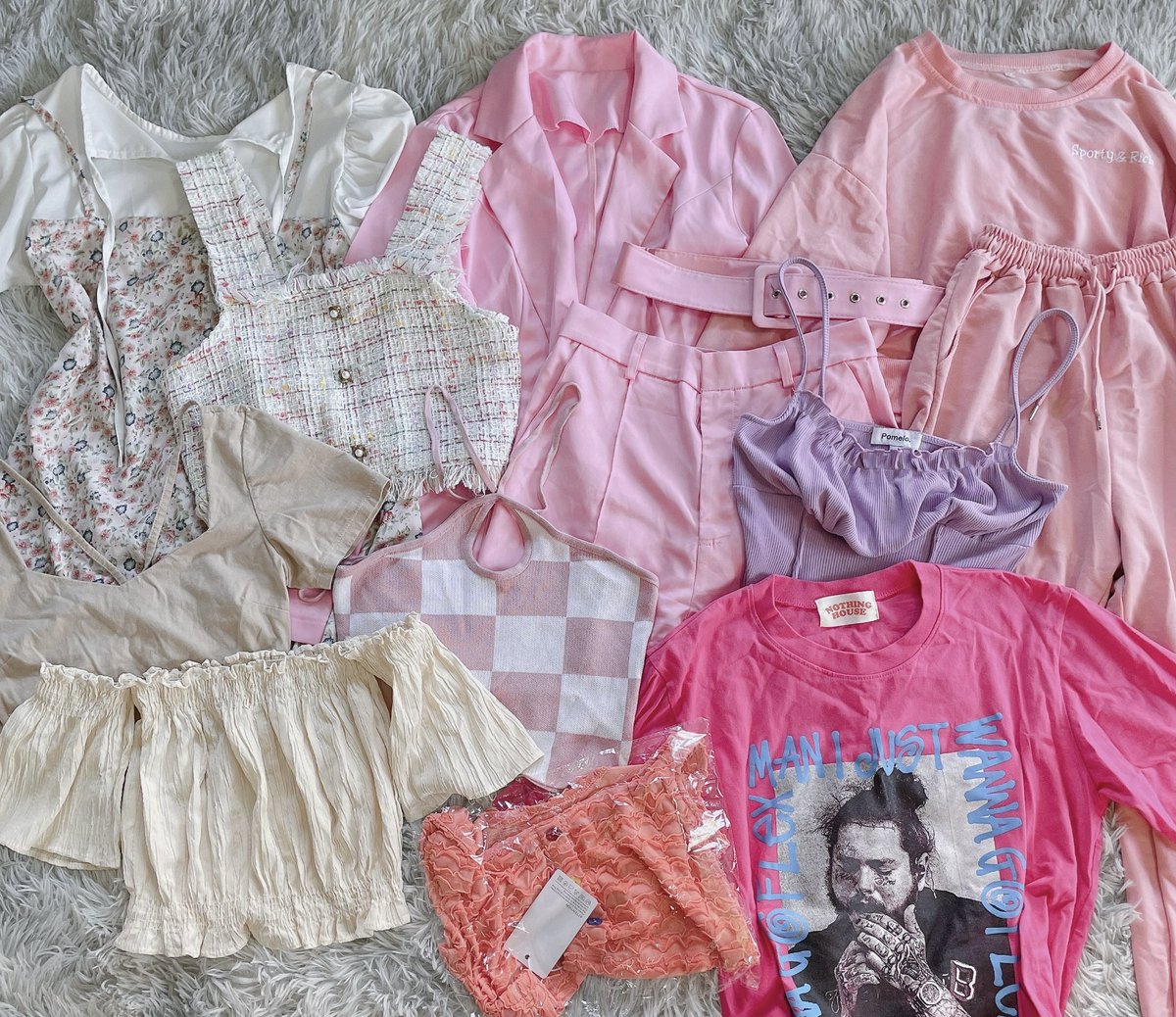 Sa_annn's tweet photo. ✿.｡ ส่งต่อเสื้อผ้ามือ1-2ของเค้าเอง มีเยอะมากกกไม่มีเวลามาโล๊ะมีทู้กกอย่างเลย 🥺 
˓˓ 📦 ค่าส่งเอกชนเหมาๆ 40฿ 𓂃𓈒
〰️ rt +ปัก ลด5฿ 🧃

˚ ༘ ลงวันพรุ่งนี้ 18:00 ⏱ (วันอาทิตย์) ♡ヾ
#ส่งต่อเสื้อผ้า #เสื้อผ้ามือสอง #เสื้อผ้ามือ2 #ส่งต่อเสื้อผ้ามือสอง #เสื้อผ้ามือสองสภาพดี https://t.co/C8DkCnM8CO