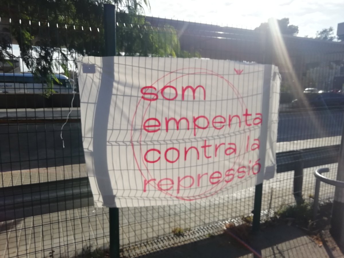 CUPReus's tweet photo. Ja va el concert de #Subversions a la @MaratoAntirepre! https://t.co/mwt5BMCtUL