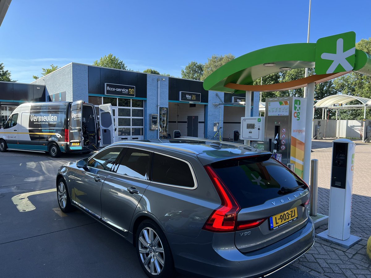 Ook de <a href="/volvocars/">Volvo Cars</a> V90 is verkrijgbaar op Bio-CNG! Meer info? Contact ons 👍
#ogcleanfuels #OG #cleanfuels #volvo #v90 #volvov90 #biocng #cng #groengas #biogas <a href="/BOVAGnieuws/">BOVAG nieuws</a> <a href="/AutoActueel/">Auto Actueel</a>