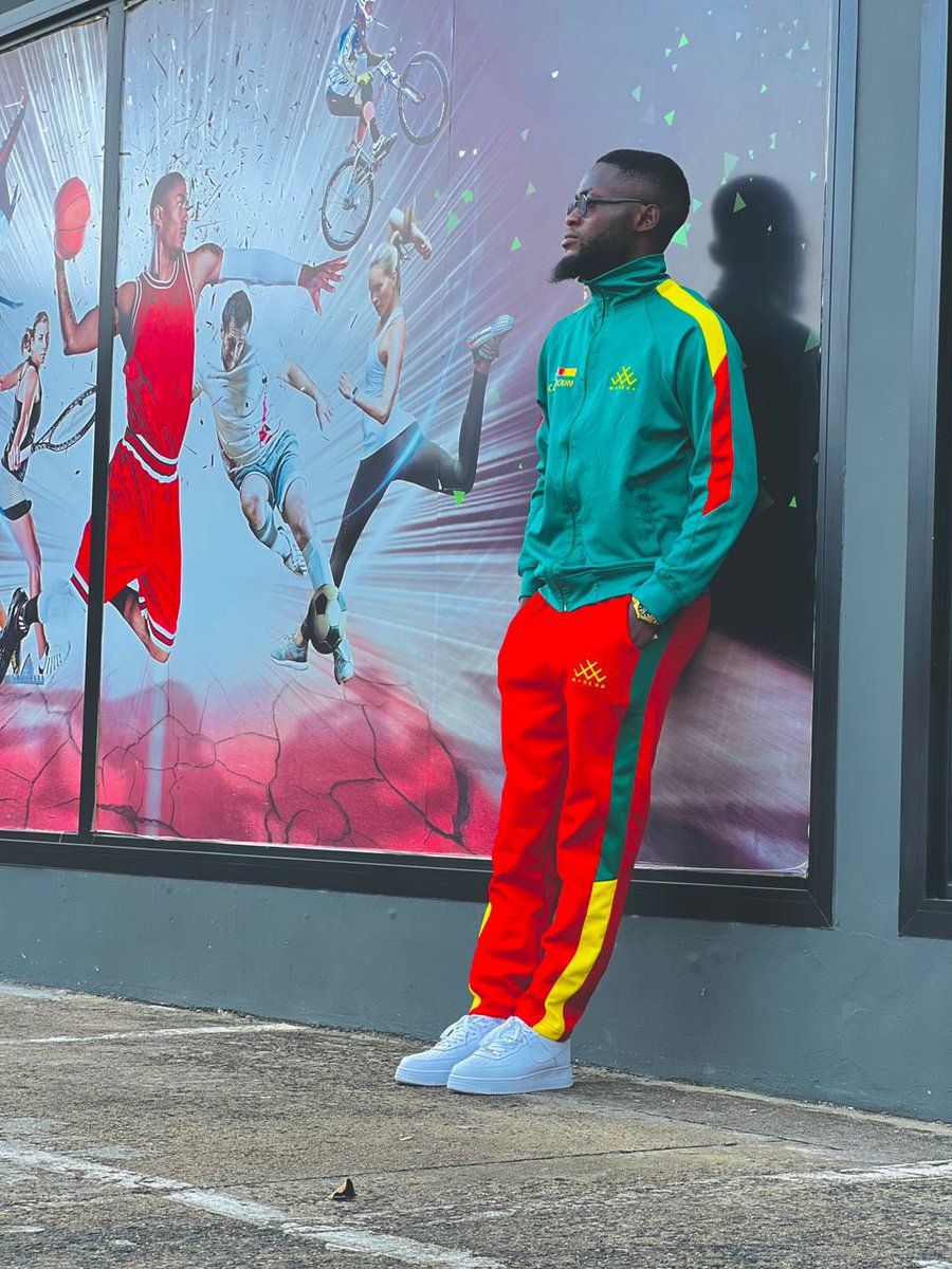 We are just days away from the #WorldCup2022 
Do you want to support our lions in style and color ? We have amazing products for you.. please contact <a href="/achu_phil/">B'da pikin🇨🇲</a> to place your orders now .. 
#Wootakethecup #MISS237TT