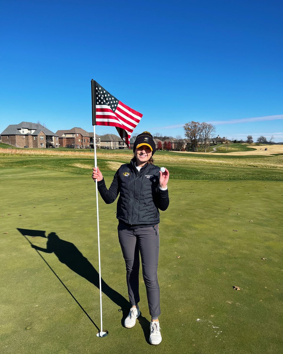 MUWomensGolf's tweet photo. Congrats to @skysload99 on her 1st hole-in-one! #12 at Old Hawthorne!🤩🔥 https://t.co/cO7QYubeu0