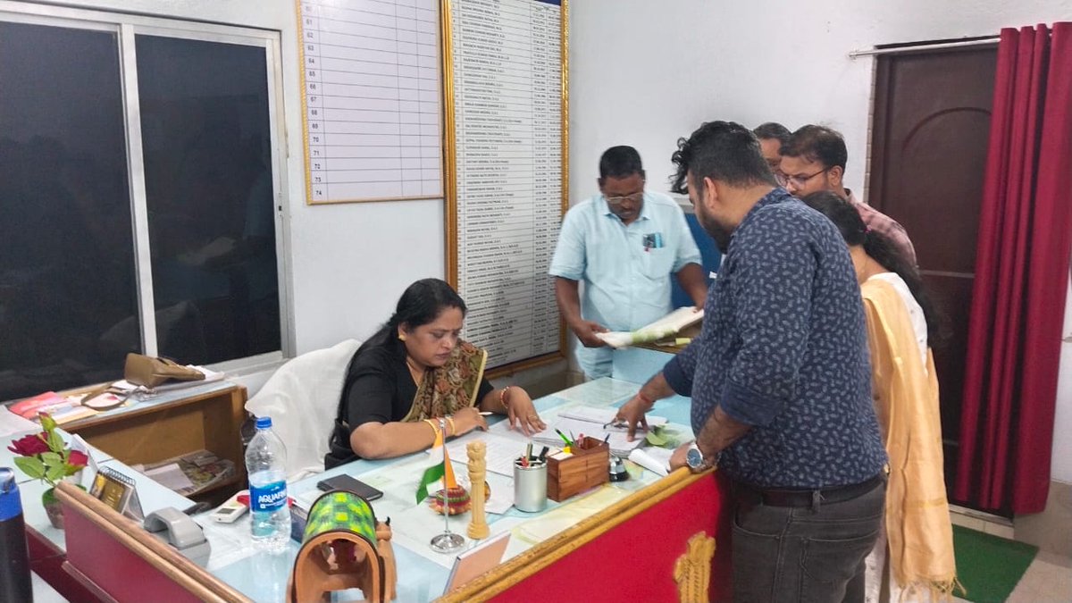 KujangOffice's tweet photo. Saltamami check of Kujang Tahasil has been done by ADM(Revenue), Jagatsinghpur on 09.12.2022
@rdmodisha @RCuttack @CollectorJspur https://t.co/svXEEsrXOL