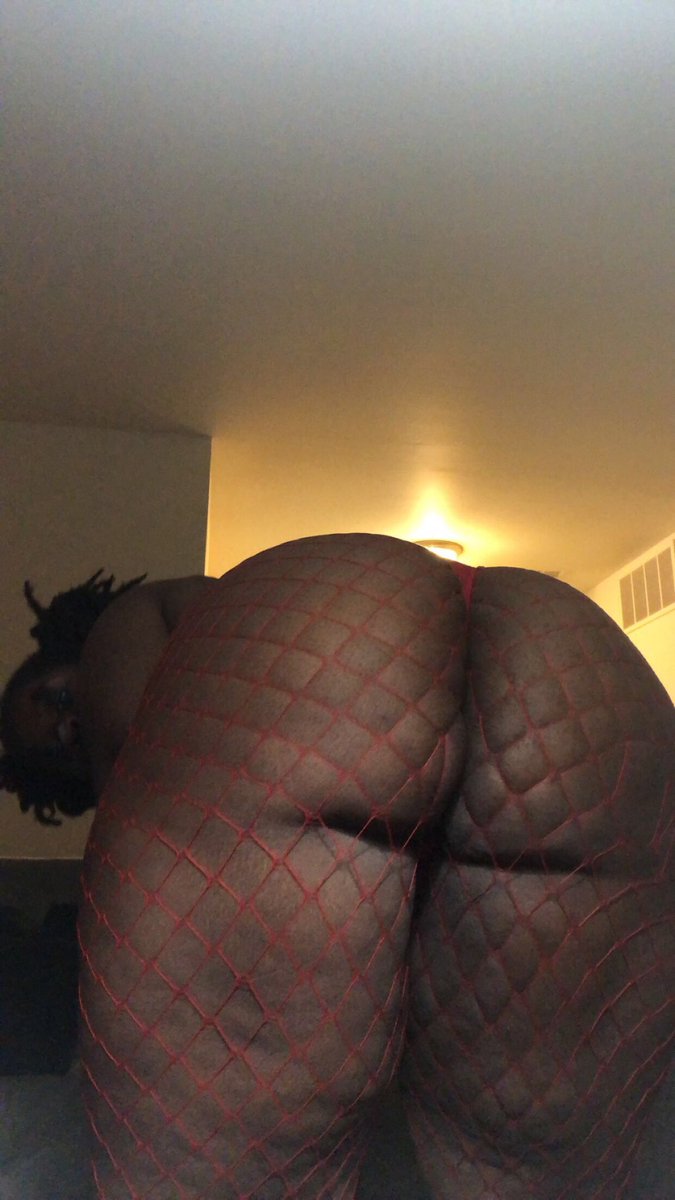 ToasterSturdel_'s tweet photo. Dick Eater😵‍💫😜💦🍫#OnlyfansComingSoon
#Dreadhead_Godes https://t.co/MnvTZA9JA0