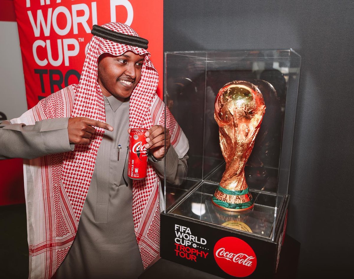 Trophy Tour (@trophytour) on Twitter photo Be the one who believes with all of your heart 💚
#BelievingIsMagic #FIFAWorldCup #TrophyTour <a href="/COCACOLA_KSA/">Coca-Cola KSA</a> Be the one who believes with all of your heart 💚
#BelievingIsMagic #FIFAWorldCup #TrophyTour <a href="/COCACOLA_KSA/">Coca-Cola KSA</a>
