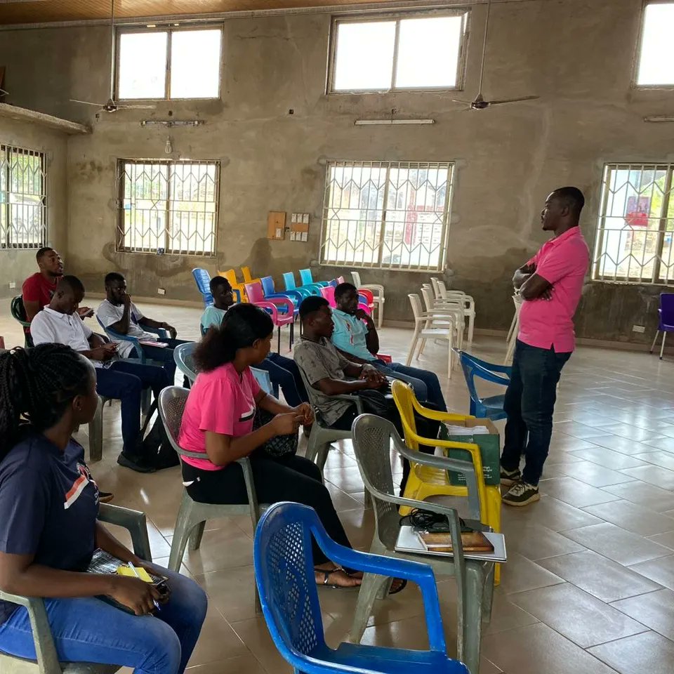 crighana's tweet photo. #DataCollection training at Bibiani yesterday. Actual data collection to start next week. IPs from different organizations were present to contribute and also take part in the exercise.
#Training #ChildProtection #GCLMS #Children #crighana #AnAdultIsAChildWhoHasSurvived https://t.co/RWfsWWN1t9