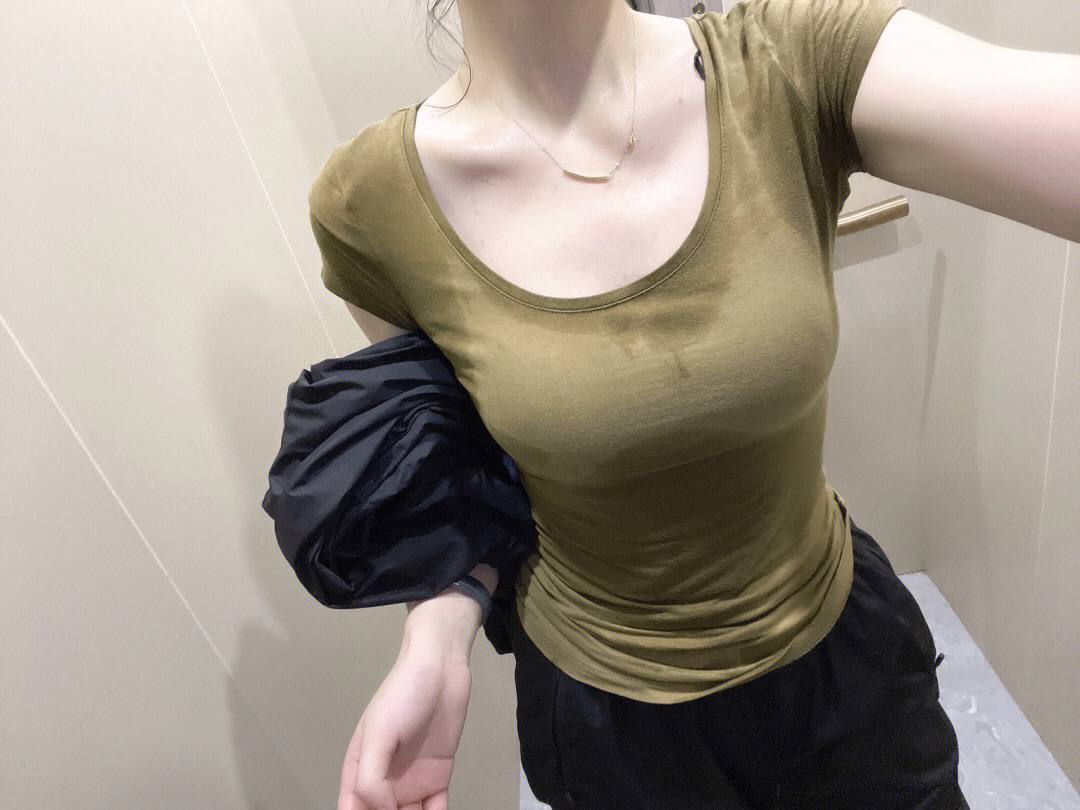 fhg_fgdf9's tweet photo. 运动流的每一滴泪，都是对抗岁月的良药🏃‍♀️🏃‍♀️🏃‍♀️ https://t.co/bdU2Hkp9Li