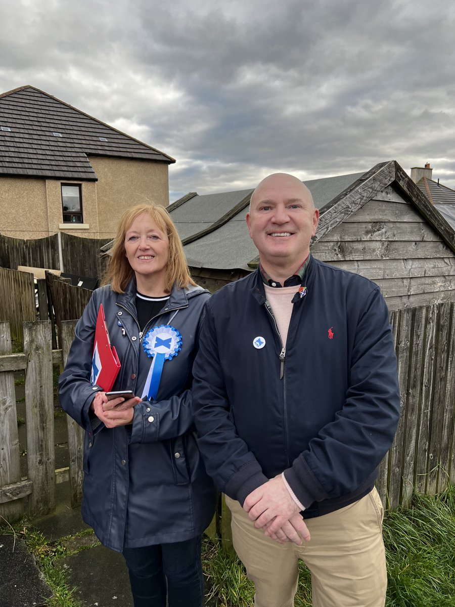JNHanvey's tweet photo. Really positive reception on the doors this morning with ⁦@DebbieEwen_⁩ ⁦@AlbaParty⁩ candidate for the Broxburn, Uphall &amp; Winchburgh by-election 🗳 #VoteEwen1 
#VoteALBAforAction
#VoteALBAforIndependence https://t.co/JADTo5xfCY