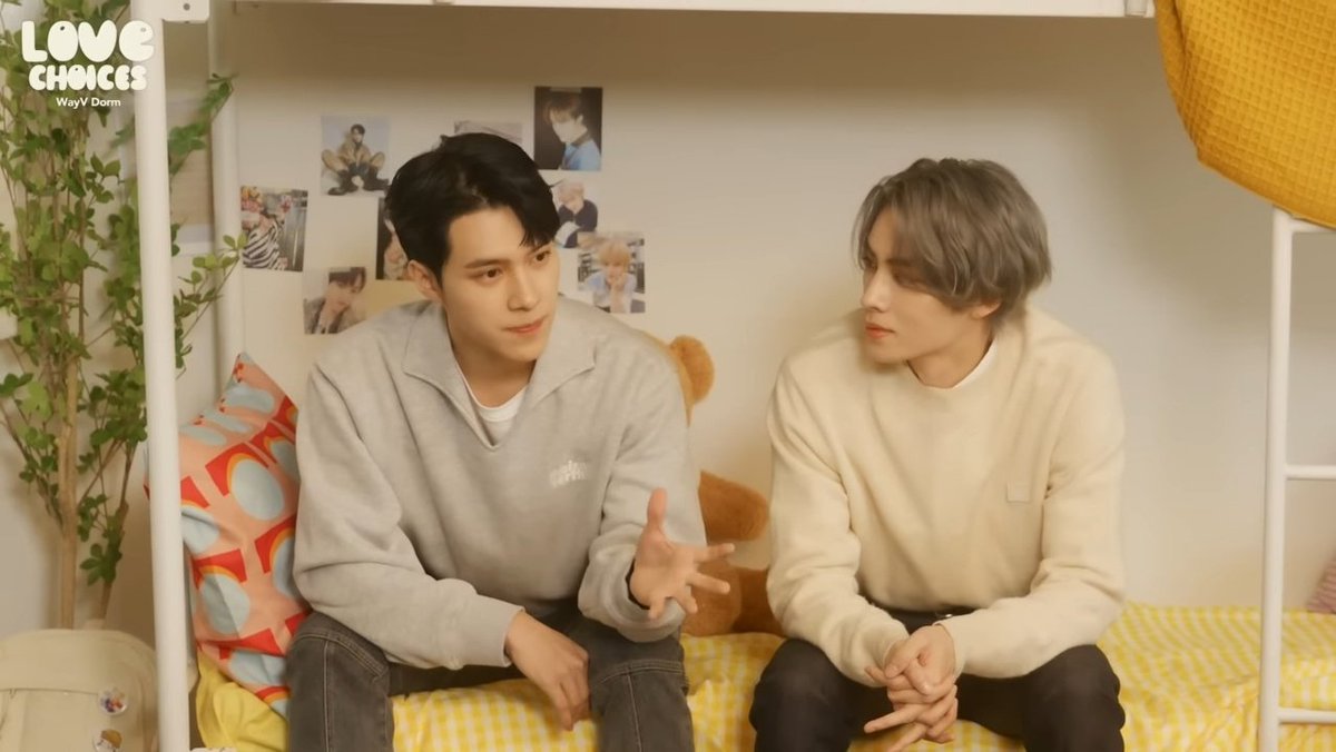xiaoderybar's tweet photo. wayv think i would gaf about their whole y/n scenario when THIS existed? https://t.co/FZFzlG8sFq