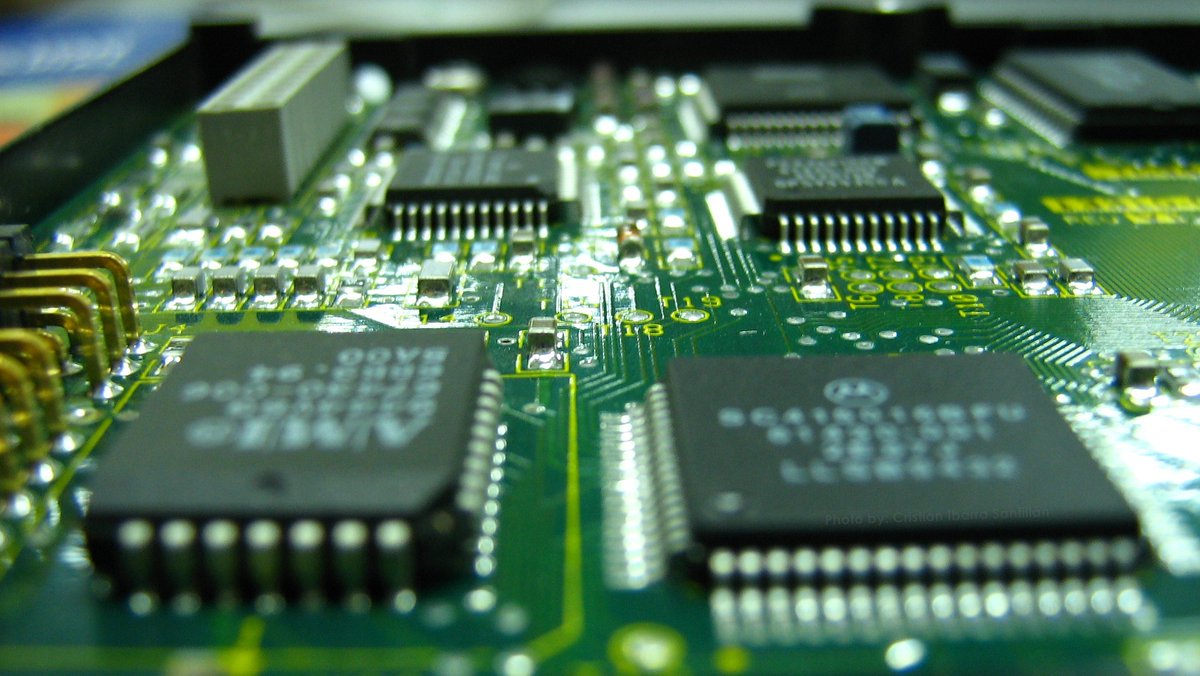 cxlnews's tweet photo. #semiconductor
The Japanese government announced for a new semiconductor company led by tech firms including Sony Group Corp and NEC Corp. Japan is looking to re-establish itself as a lead maker of advanced semiconductors, 
 #semiconductor #JapanGold #Chiper  #advancedchips #tech https://t.co/Vr7T1Uvm6V