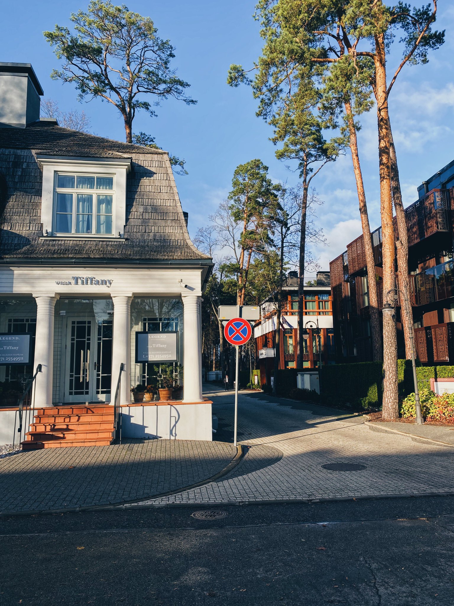 Акционер MMM on Twitter: \"Суббота в нашем рыбацком селе. А у вас как ...