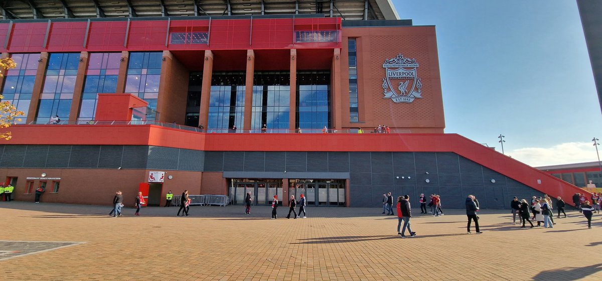 sfc_fred75's tweet photo. Come on you #SaintsFC https://t.co/HtITznCUpx