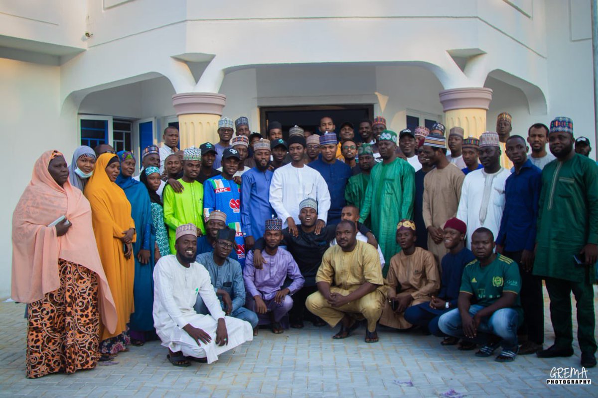 TinubuMediaS's tweet photo. "My father and Asiwaju believe in youths &amp; women because empowering them benefits the entire society. I am confident that as the nation's fathers, they will provide an environment that allows everyone to reach their full potential.”

Shettima Kashim
Convener/Patron
@BatKsmCallCen https://t.co/9ZW6dAXq8V