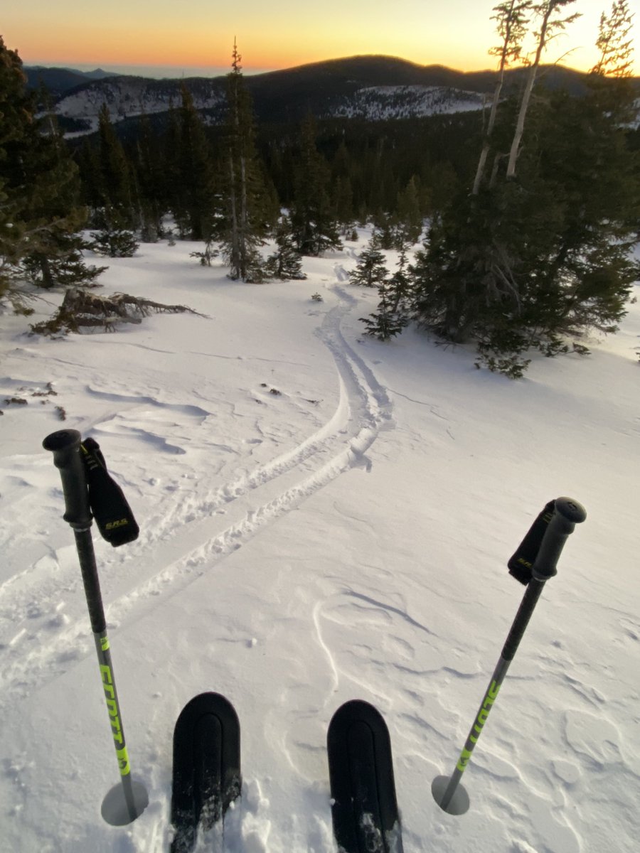 WFG_DEN's tweet photo. All outings are short and generally unimpressive

10,807’ at 6:30a

Gilpin County

#100project https://t.co/t8nTyOa44r