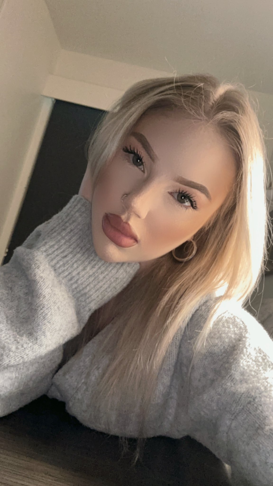 𝟒’𝟗 𝑫𝒂𝒗𝒊𝒏𝒂 𝑭𝒂𝒚𝒆𝒕𝒕𝒆 on Twitter: "good morning ☀️ off to philly ️ https