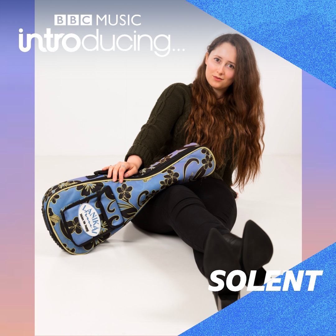 KWaygood's tweet image. 📣 Announcement! - My newest song (Your Name) is going to be played on @bbcradiosolent tonight! 🧜🏻‍♀️💙
Listen in between 8pm - 10pm ✌️ 

@bbcintroducing @BBCIntroSolent #bbcradiosolent #independentartist #hampshire #originalmusic #newmusic2022 #bbcradio #radioplay #musicartist