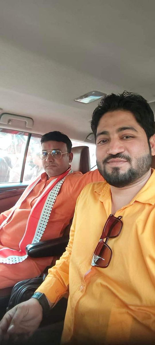 asifkhanks's tweet photo. आज हमारे करीबी मित्र
बाबा सोनू ठाकुर योगी भक्त 
जो की आज कई दिनों के बाद साथ में कुछ खास पल गुजारने का मौका मिला https://t.co/TfiOb6GEKi