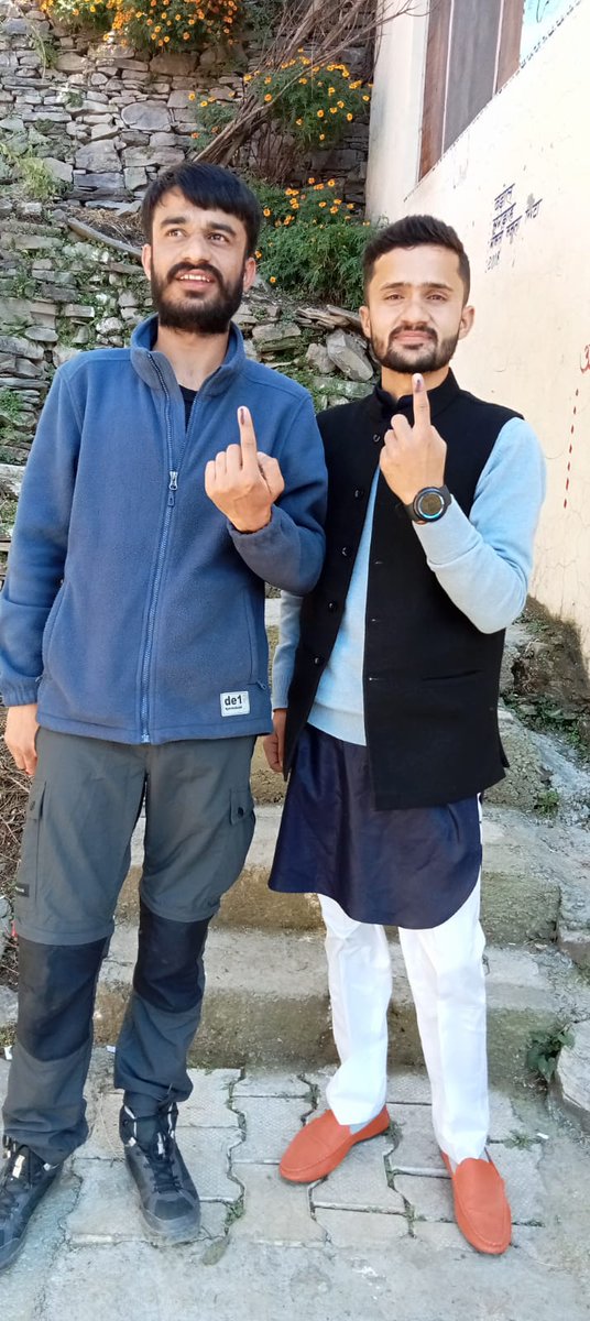 Pawanku23008210's tweet image. #HPFirstVotingMust