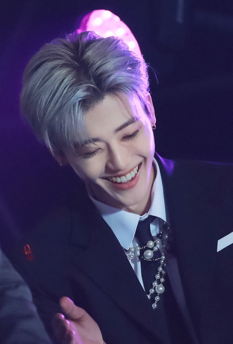 𝙮𝙤𝙪𝙧 𝙛𝙖𝙩𝙝𝙚𝙧 tweet media