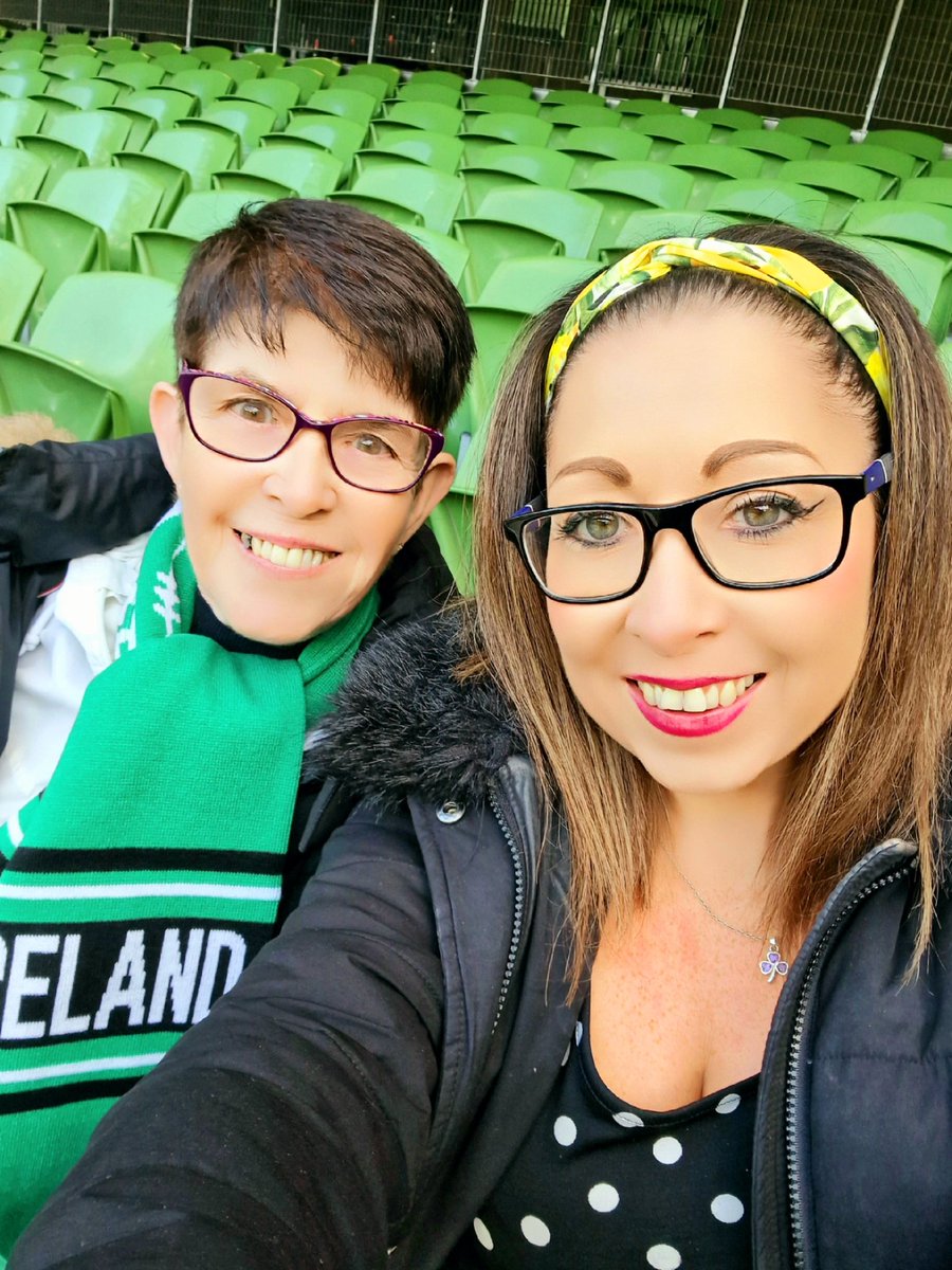 tickledpink47's tweet photo. @IrishRugby Our first live game..Ireland v Fiji #autumninternationals #Ireland #COYBIG #shouldertoshoulder https://t.co/9Y0aJ5gBJp