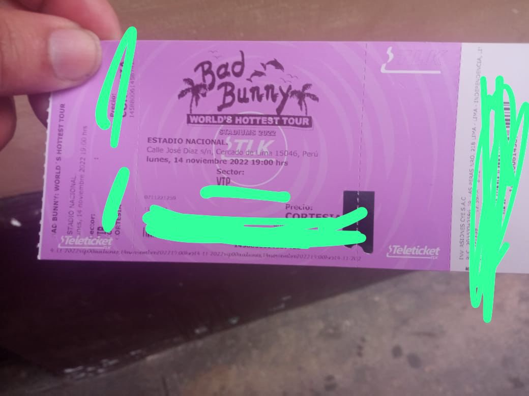 JorgeZevallos21's tweet photo. Vendo 2 entradas de cortesía para el concierto de Bad Bunny en Lima, segunda fecha, zona VIP. Más info al DM https://t.co/FsERcgEuor