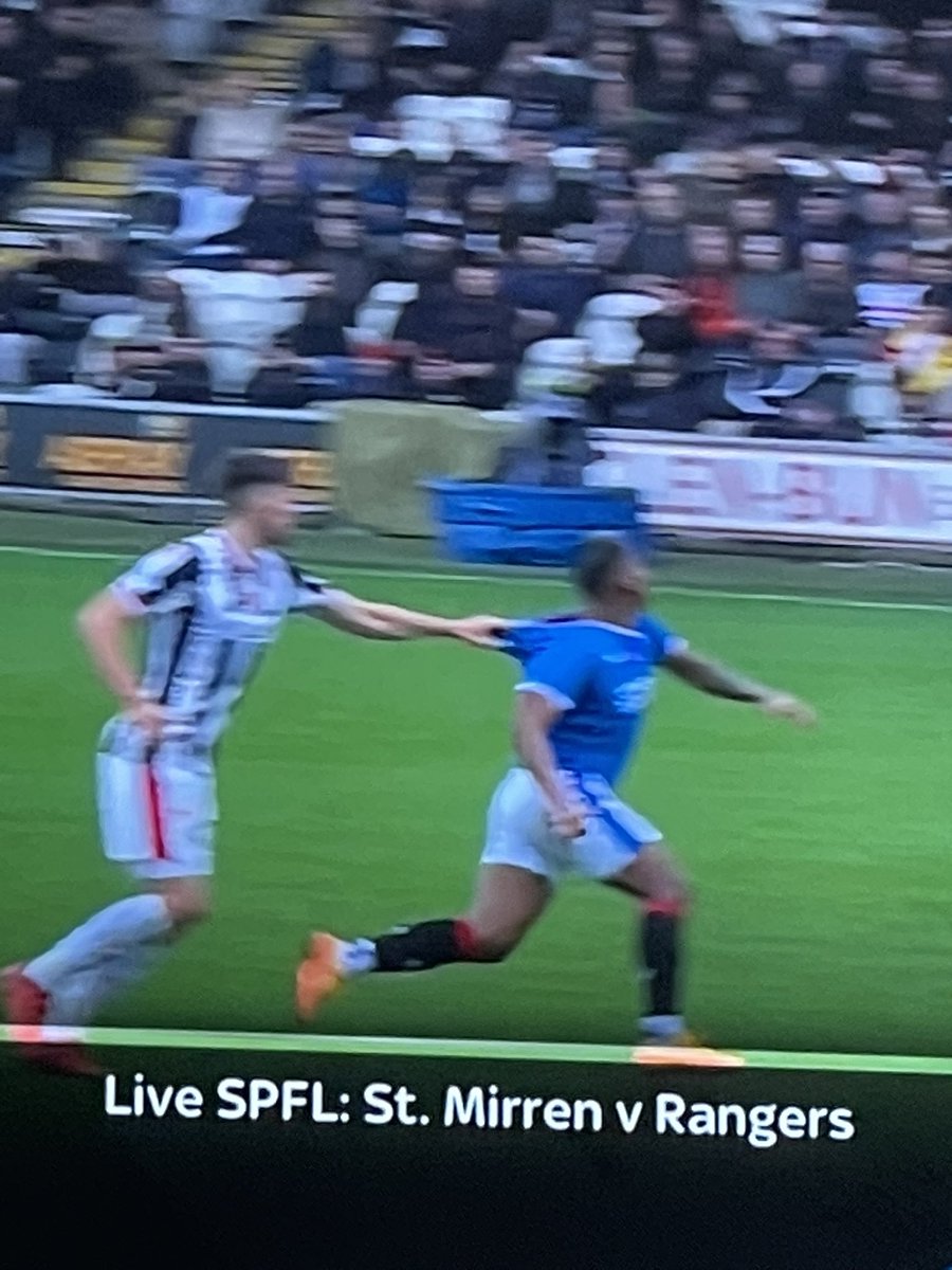 Thiepvalwood's tweet photo. Andy Walker “I don’t think it’s a foul from Gallagher” https://t.co/eLe60mEgPB
