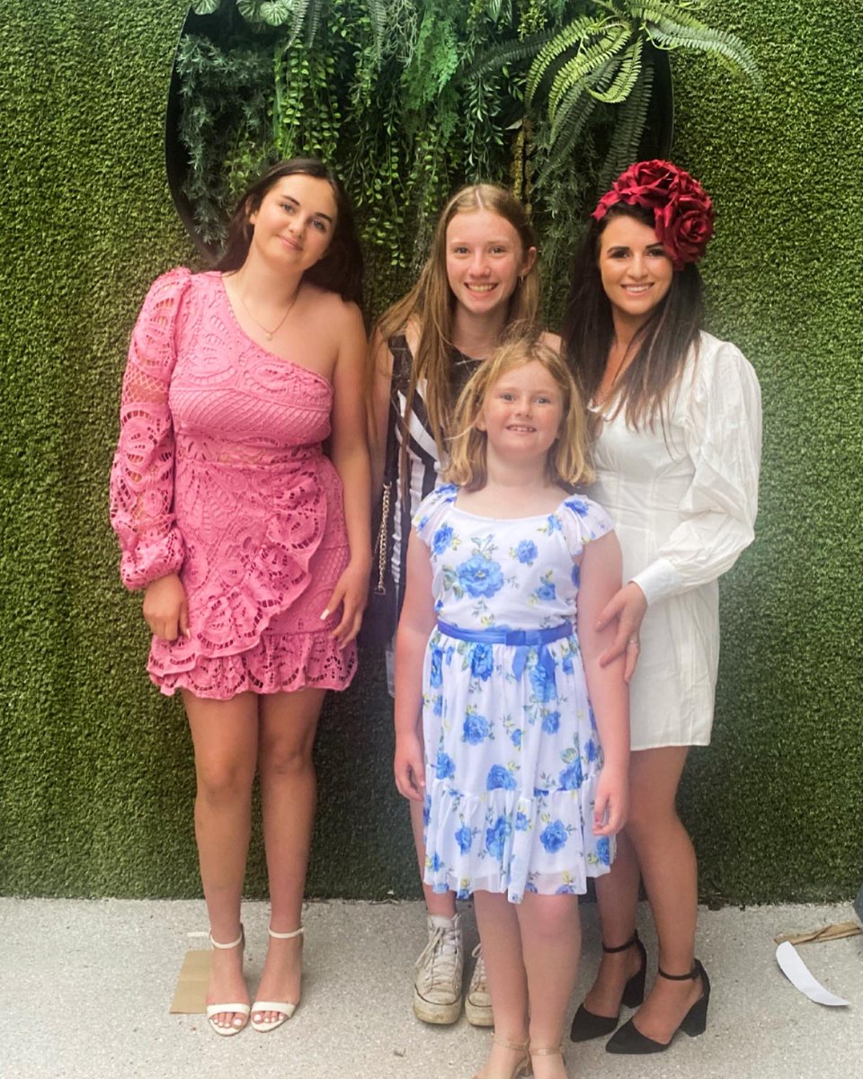 EmilyJRF's tweet image. Cranbourne Cup Day 2022 🏆

Ending the holiday properly with these guys ❤️