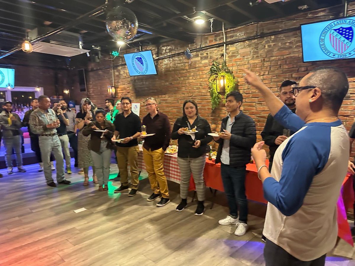 LulacPride's tweet photo. 2022 LULAC LGBTQ+ Unity Summit kicked off with a mixer on Nov 11. We welcomed LULAC members & guests from Iowa, Ohio, Texas, California, Puerto Rico, New York, Virginia & Maryland to DC! Thanks to Uproar for hosting & LULAC Lambda Prez Javier Aquino for sponsoring! #LULACPride https://t.co/R5fYxZpQtD