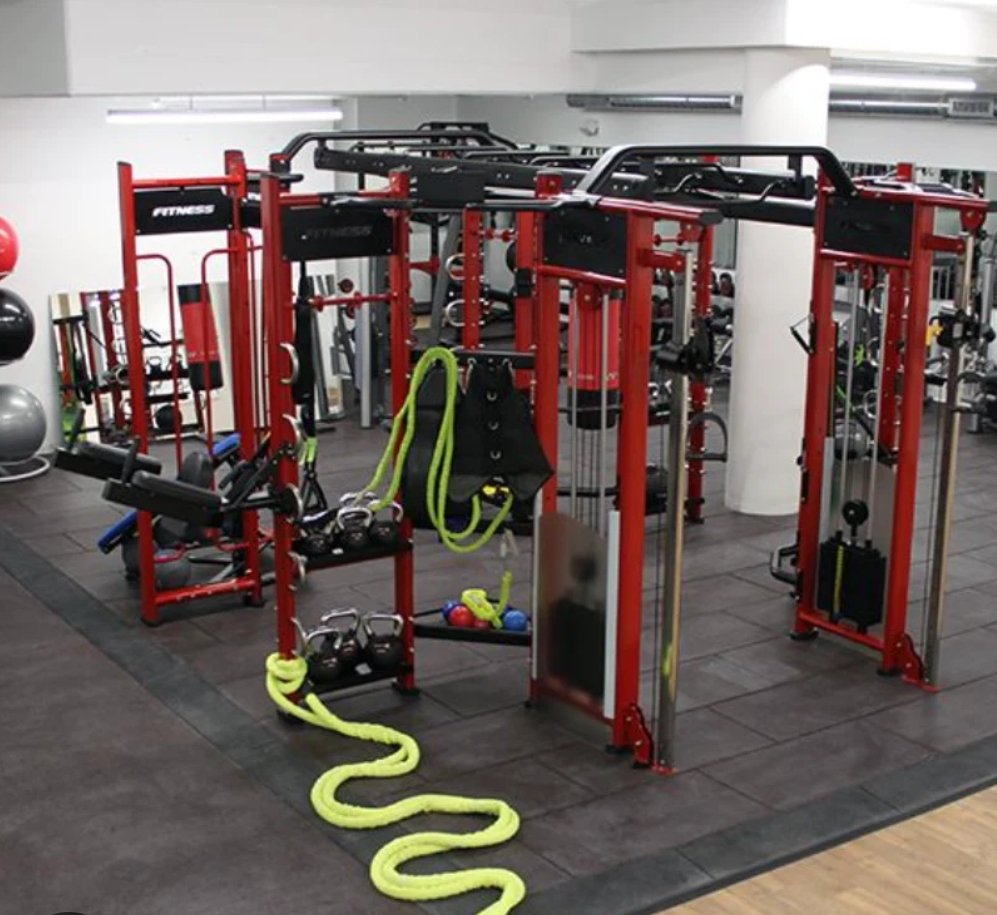 waynehutton3's tweet image. Up &amp;amp; coming training session
 😀🙈😀🙈
#RigCircuits 
#Sweatymess 
#StayingFocused💪👊