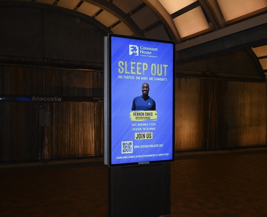 NFLPAFmrPlayers's tweet photo. On Nov 17th, @VernonDavis85 & other former player members are teaming up with our charitable partner @CovenantHouse for their annual “Sleep Out” event to eradicate youth homelessness.
Join one of our @NFLPA Sleep Out teams ⬇️
https://t.co/j5KCYI6dRV
@yourPAF https://t.co/55wHBd0zaX