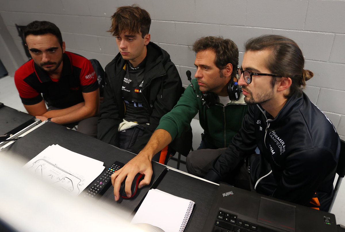 Este fin de semana <a href="/roldanrodriguez/">Roldán Rodríguez</a> está en el box ayudando a Álvaro García 🤩🙌🏼

¡Es todo un placer que esté con nosotros! 💪🏼