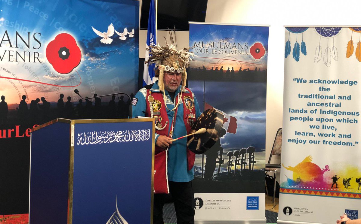 AMJ_Quebec's tweet photo. #remembranceday2022 à la mosquée Al-Nusrat.

Merci à Ray Deer #LegionMohawk219 @cblackmairesse @sari_ab @ChantalRossi10 @ducphilippe18 Jean Marc Poirier, @SPVM #PDQ39 pour votre soutien

#MuslimsForRemembrance #MusulmanspourleSouvenir https://t.co/DBQamGu7il