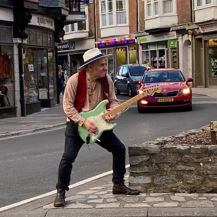 ROBIN BIBI BAND
Tonight 9pm Belle Vue Pub
Robin Bibi band return to the BV for an evening of Rocking Blues !! 
#livemusicvenue #keepinglivemusicalive <a href="/wycombegigs/">🎶Paul Lewis - Wycombe Gigs</a> <a href="/gr8musicvenues/">gr8MusicVenues</a> <a href="/MagicBusRadio/">Paul 'Muso' Mansell</a>