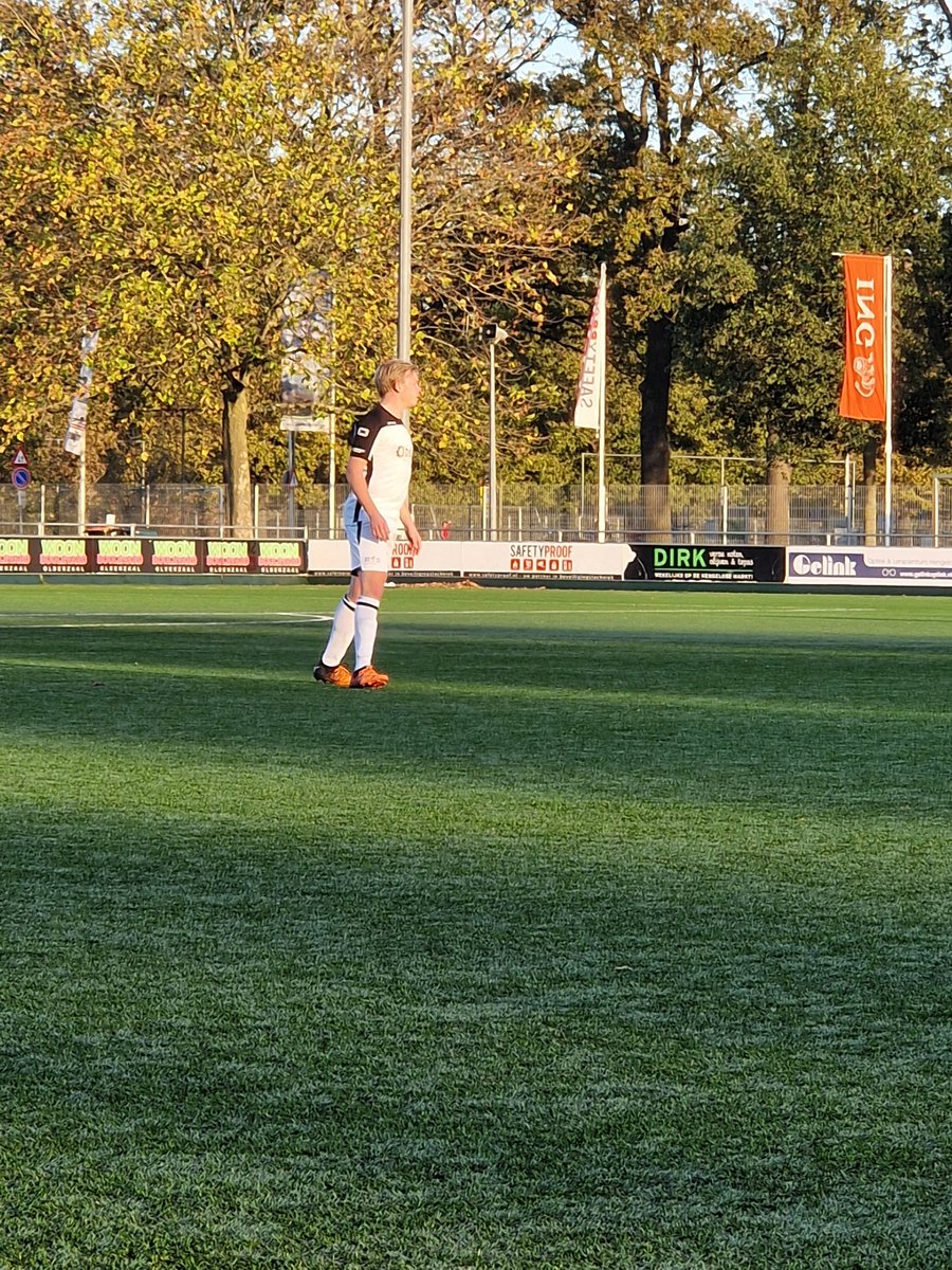 4-0. Doelpuntenmaker Thijs van Gessel. Assist van <a href="/voetbalman7/">Voetbalman7</a>