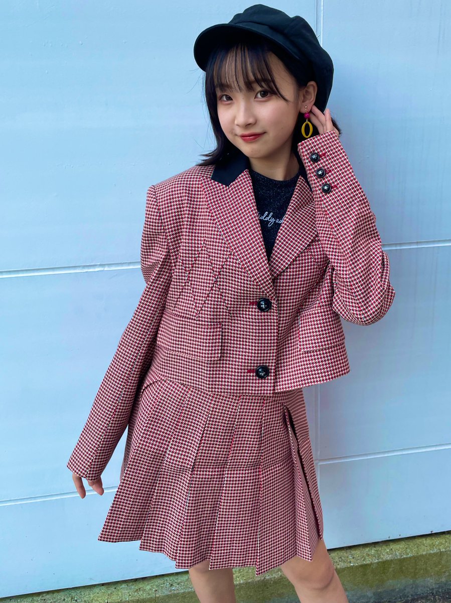 miya_732's tweet photo. .
レクレドールコレクション

無事に終了ありがとうございました
✨赤の千鳥格子のセットアップ✨

デザインも着心地も素敵でした🍊✨

来週は京都で開催🏯

※来週夏海は京都じゃなくて
　　ビックサイトにいます…笑笑

#レクコレ　
#レクレドールコレクション　
@nextonepro 
@lesclefsdorlive https://t.co/SEVeqDOXmf