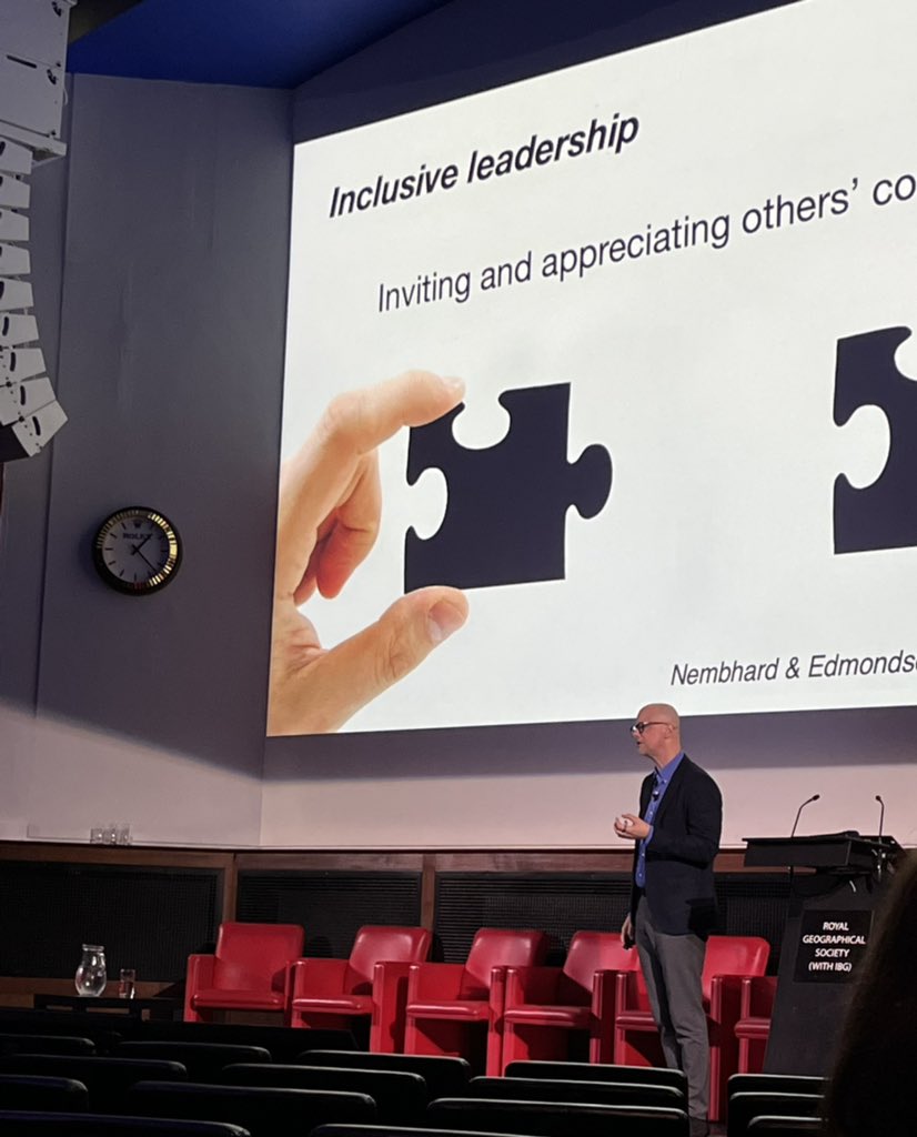 Professor Walter Eppich: conversations, social cohesion, team dynamics impact delivery of care. Perspective-taking is powerful, in last keynote of this 2-day conference.
#transformeded #TransformMedEd22