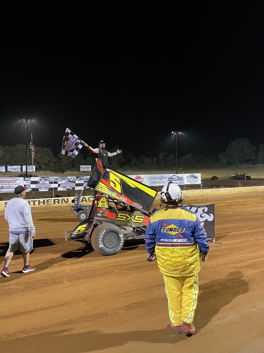 Finally we got one last night with <a href="/uscsracing/">uscsracing</a> car was amazing,feels good to get our first 360 win! Huge thanks to everyone makes this all possible! <a href="/CH1Muddy/">Janet Holbrook</a> <a href="/JJ_Auto_Racing/">J&J Auto Racing</a> <a href="/EnglerMachine/">Engler Machine</a> <a href="/SmithTitanium/">SmithTitanium</a> <a href="/MikesHeads/">Mikes Racing Heads</a> #Kouryengines <a href="/SladeShocks/">Slade Precision Shocks</a> <a href="/kingracingprod/">King Racing Products</a> <a href="/zmaxraceproduc1/">zMAX</a>