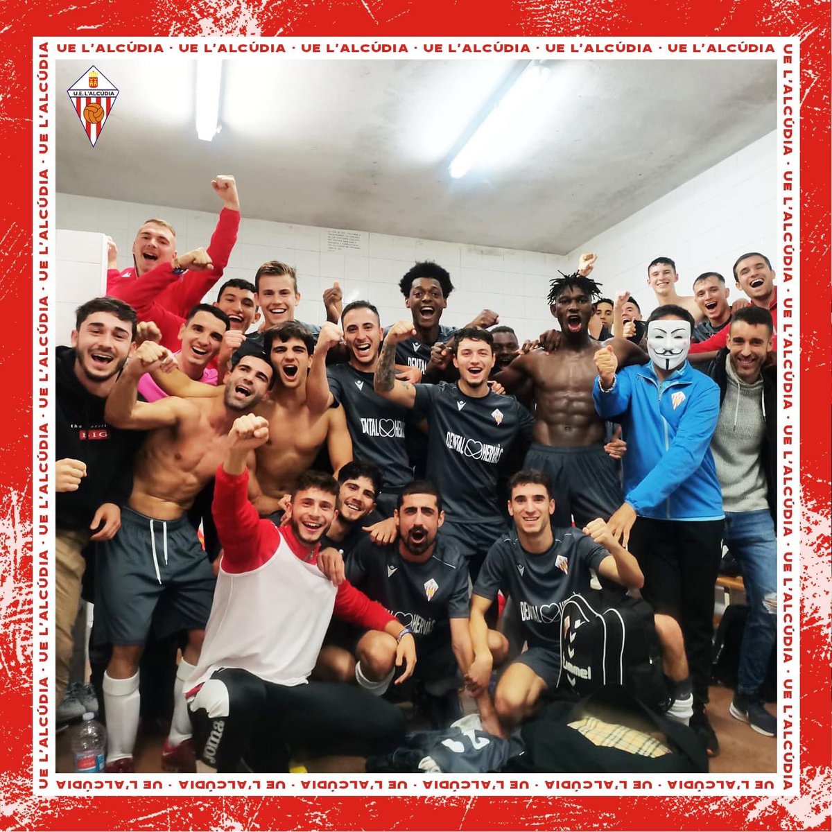 🔴⚪ 𝗧𝗥𝗘𝗦 𝗣𝗨𝗡𝗧𝗦 𝗠𝗘́𝗦! ➕3⃣ Un solitari gol d'Adri (0-1) és suficient per a emportar-nos la victòria d'un camp complicat com el del San Marcelino. Treball espectacular de tots durant els noranta minuts de joc 🔝