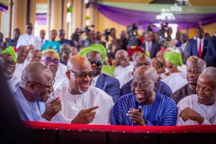 oladanieloges's tweet photo. @ruffydfire #PoliticalMarket
#PoliticalCommunications
#Capacity23
Arise, Channels, wailers speculators Obiscammed supporters,are spreading fakenews, kirikiri and kuje prison are preparing their underground cell...let them ask Dokpesi, owner of AIT,over Lion of Bourdilon documentary... https://t.co/3YkBKZzbHK