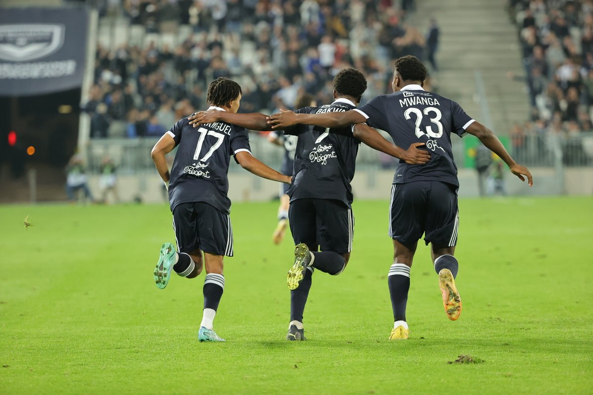 girondins's tweet photo. La joie du buteur ! [ 1⃣ - 1⃣ ] #FCGBPFC https://t.co/DBNJc5piNJ