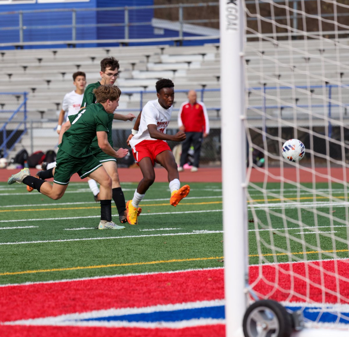 Final score <a href="/MoravianAcademy/">Moravian Academy</a> 4 to 0 over Holly Cross. Congrats Loins
 <a href="/PIAASports/">PIAA</a> <a href="/maspiritclub/">Moravian Spirit Club</a> <a href="/PIAADistrictXI/">PIAA District XI</a>
<a href="/Cassie_SEN/">Cassie Schmidt</a> <a href="/K8ieMcDonald/">Katie McDonald</a> 
<a href="/BethFBFactory/">BFF Derek</a> <a href="/LVHSSports/">Lehigh Valley Sports</a>
 <a href="/lvvarsity/">Morning Call Varsity Sports</a> <a href="/PennFusion_SA/">Penn Fusion SA</a> 
 <a href="/69Sports/">WFMZ-TV 69 Sports</a> @mcallsports 
<a href="/EastPASportsnet/">Eastern Pennsylvania Sports Network</a> <a href="/Colonial_League/">Colonial League</a>
#Bethlehem #soccer