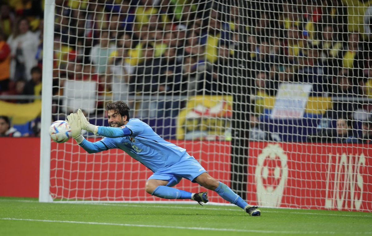 Jalal Hassan. Saviour! 🧤 #ECUvIRQ 🇮🇶🇪🇨