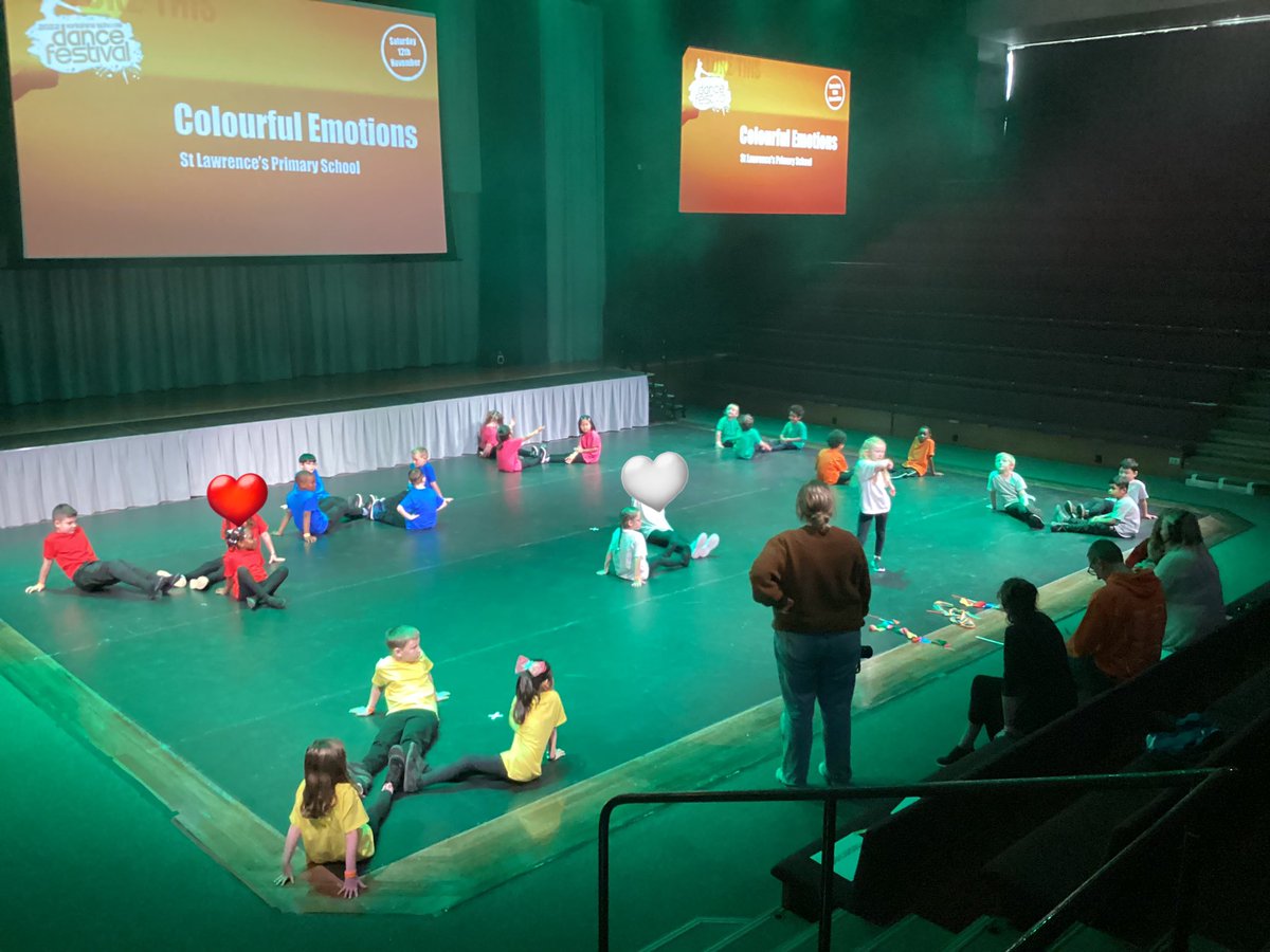 AHT_STL's tweet image. We could not be prouder of our fabulous children.  They performed their dance in front of a packed audience.  Well done St Lawrence’s 👏 @stlaws_school @YorksDanceFest #stlLiveLifeLove