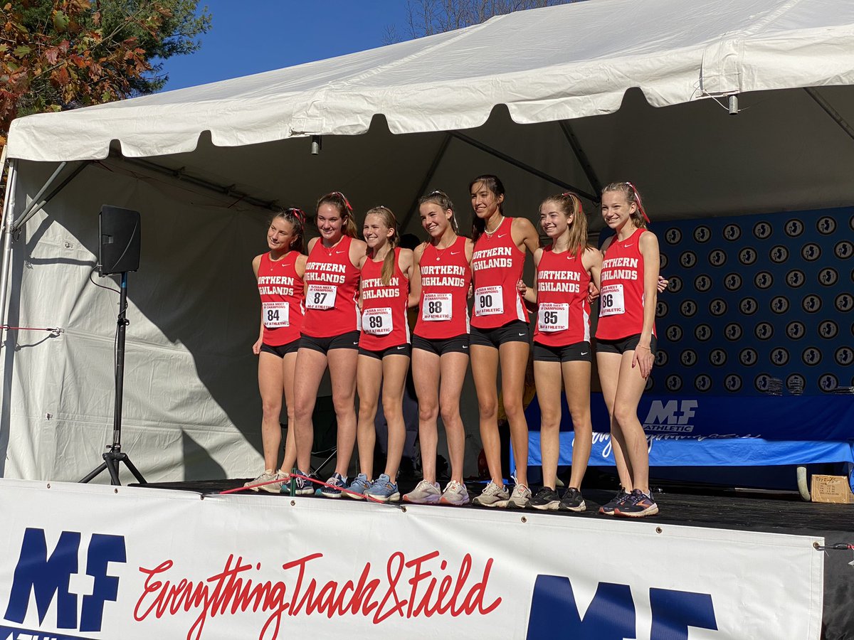 NHRHS_XC's tweet photo. NHXC girls take 5th place in the state meet of champs!!!! incredible achievement by this great group of ladies to cap off an excellent season! Highlights include: Big North Champs, Bergen MOC Champs, North 1 Group 3 Champs, Group 3 3rd place and SMOC 5th place! @NHRHS_Athletics https://t.co/FVGFITHo0U